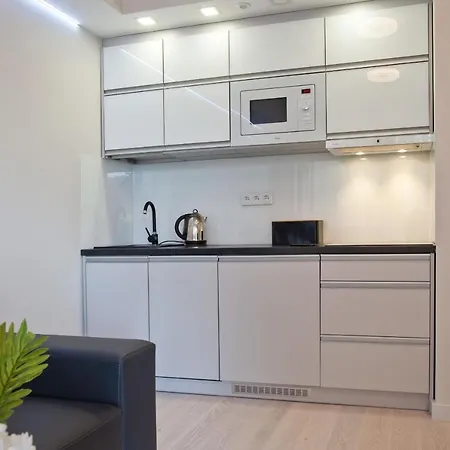 Aba Centrum Apartment *